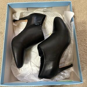 Antonio Melani heels